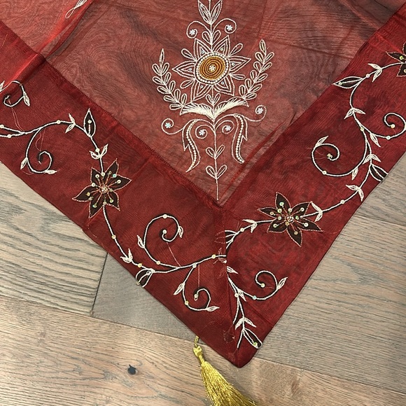 NEW Tablecloth - Picture 2 of 7